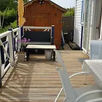 Sylvie Proprietaire Du Mobil-home Camping *