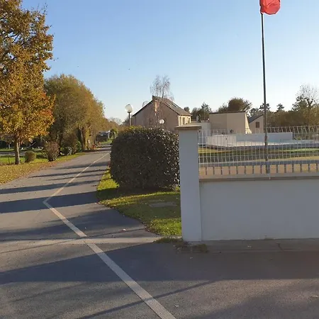 Sylvie Proprietaire Du Mobil-home Camping