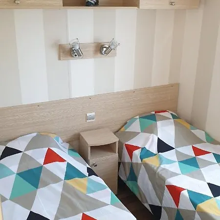 Sylvie Proprietaire Du Mobil-home *