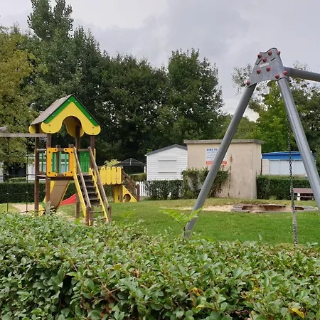 Campsite Sylvie Proprietaire Du Mobil-home Saint-Pair-sur-Mer