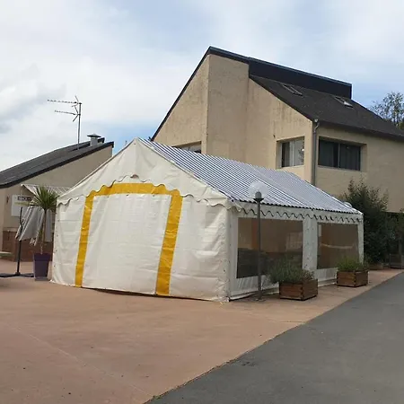 Campsite Sylvie Proprietaire Du Mobil-home *