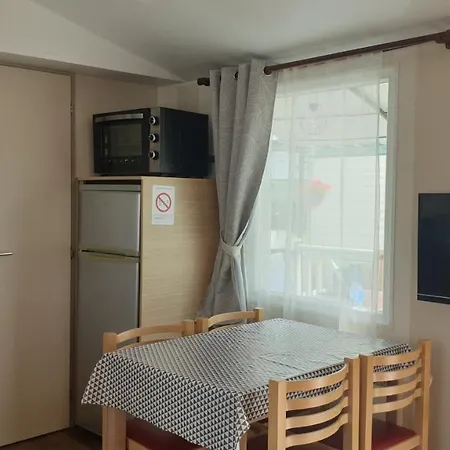 Campsite Sylvie Proprietaire Du Mobil-home